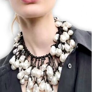 Zara Black and White Cascading Pearl Necklace NWOT